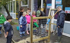 Aanleg vierkante-meter-tuin Basisschool de Kasteeltuin Roermond